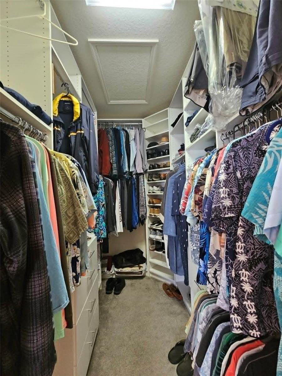 CRYSTAL LAKES - Residential