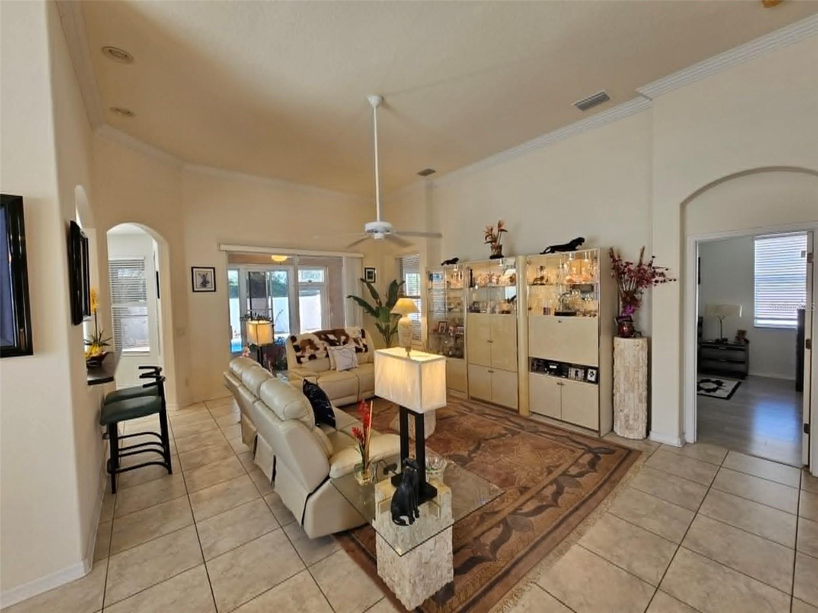 CRYSTAL LAKES - Residential