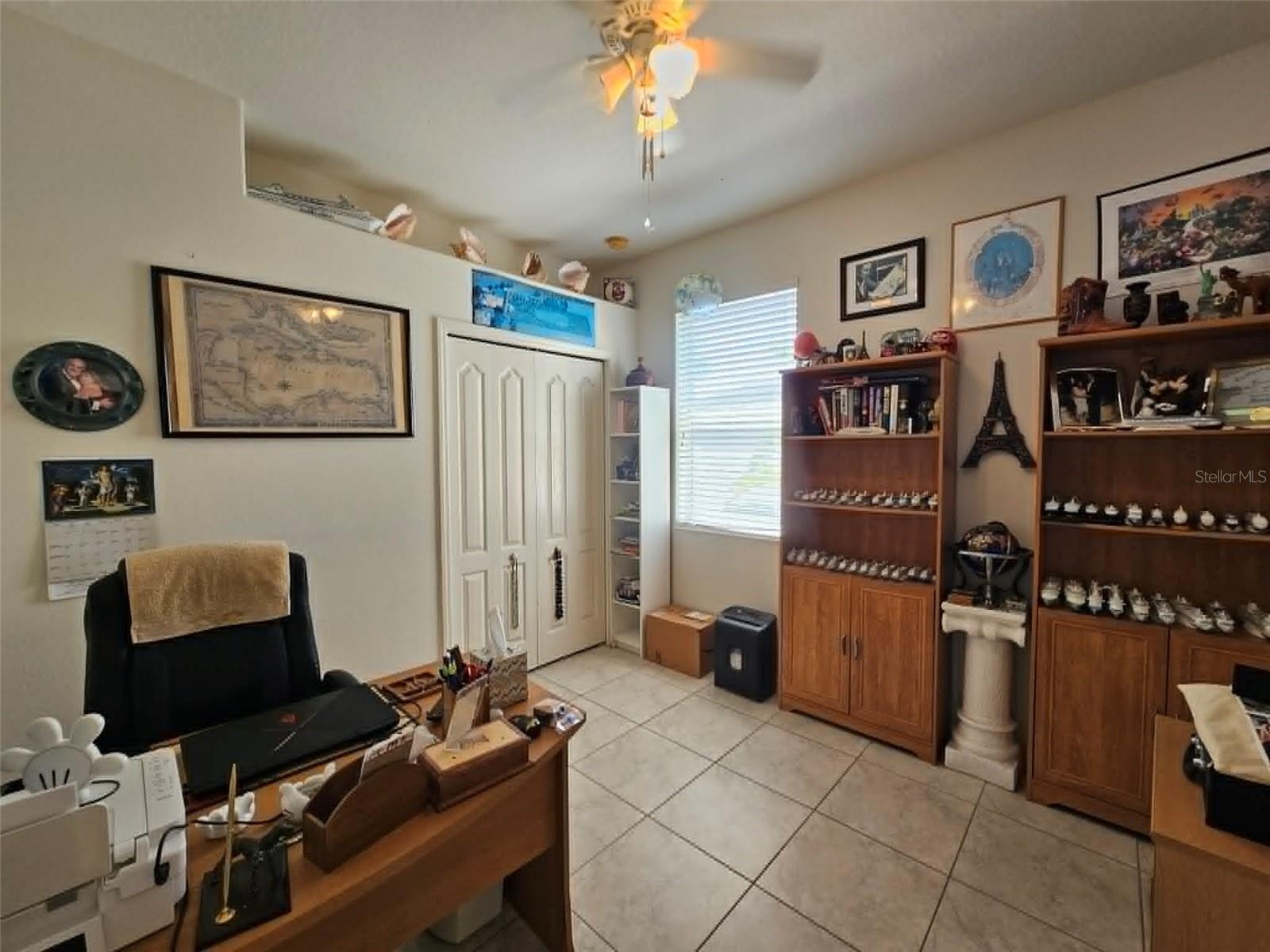 CRYSTAL LAKES - Residential