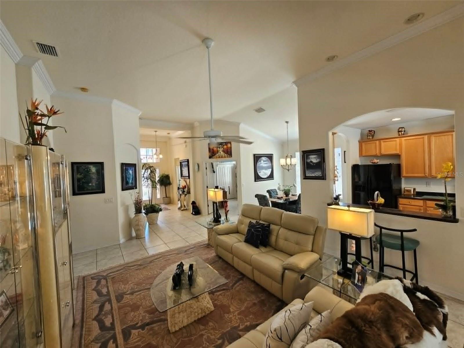 CRYSTAL LAKES - Residential