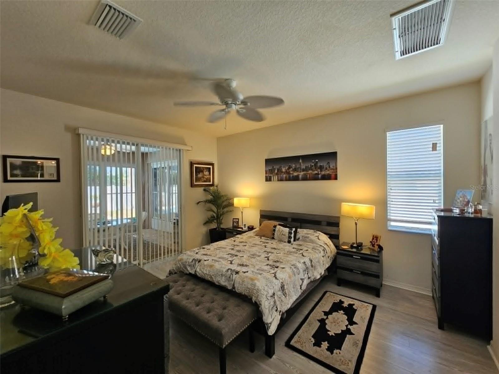 CRYSTAL LAKES - Residential