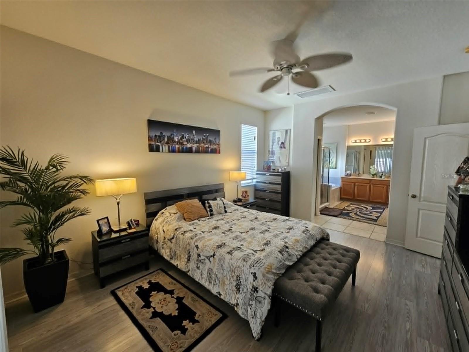 CRYSTAL LAKES - Residential