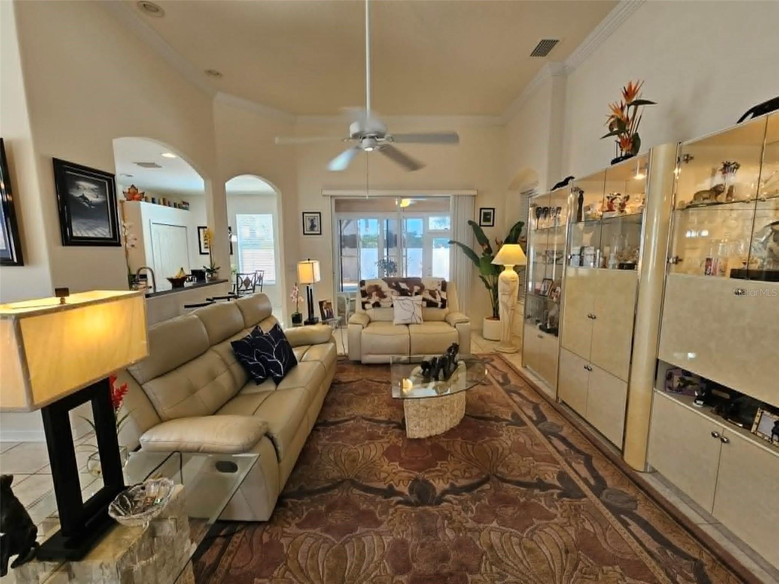 CRYSTAL LAKES - Residential