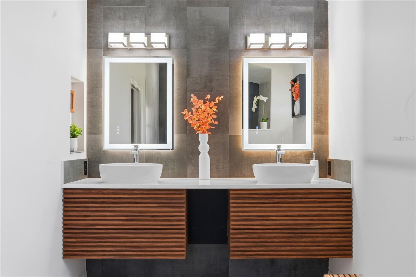 RIVER LANDINGS BLUFFS PH II - Residential