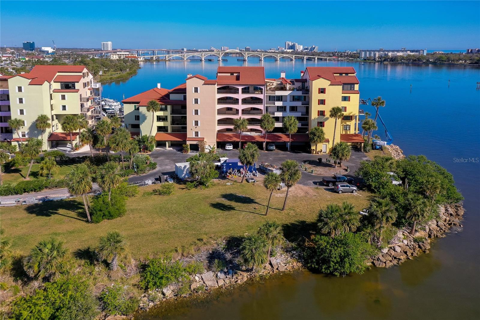 732 MARINA POINT DRIVE 7320