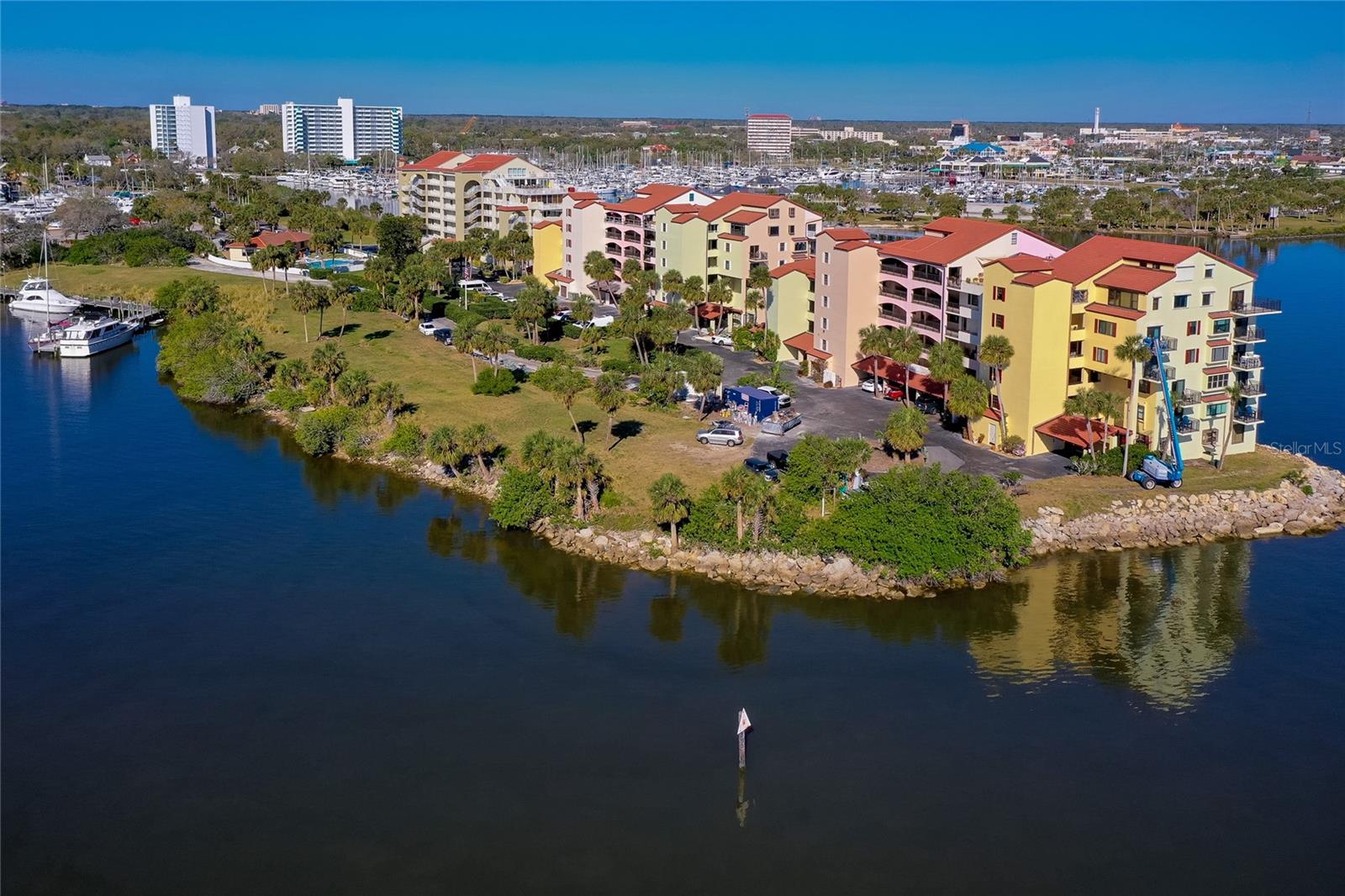 732 MARINA POINT DRIVE 7320