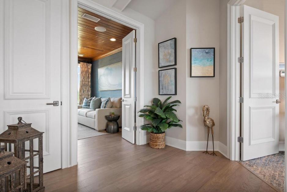 CORTEZ BEACH - Residential