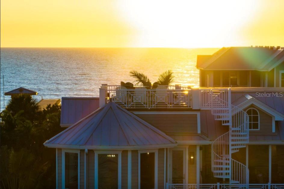 CORTEZ BEACH - Residential