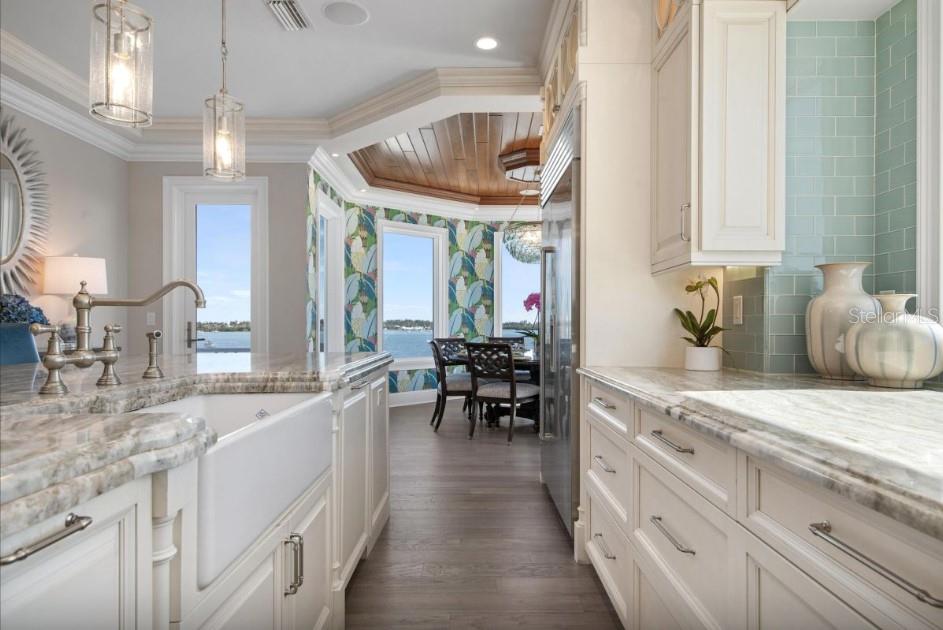 CORTEZ BEACH - Residential