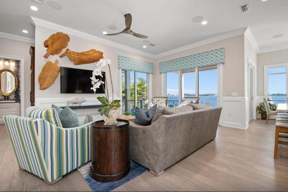 110 10TH STREET S, BRADENTON BEACH, FL, 34217 2 110 10TH STREET S