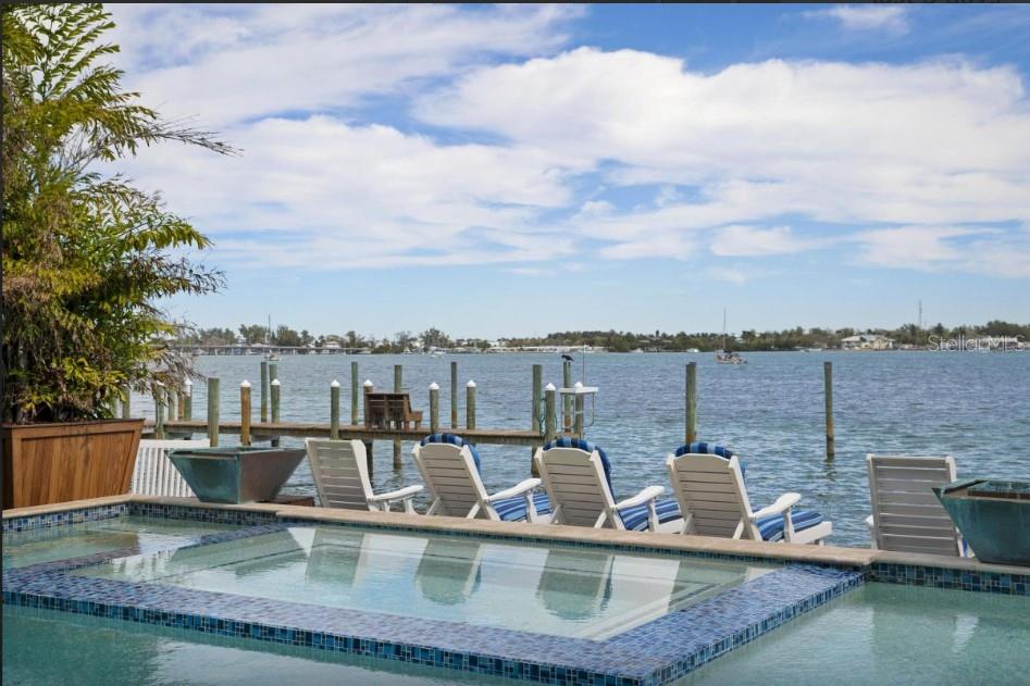 CORTEZ BEACH - Residential