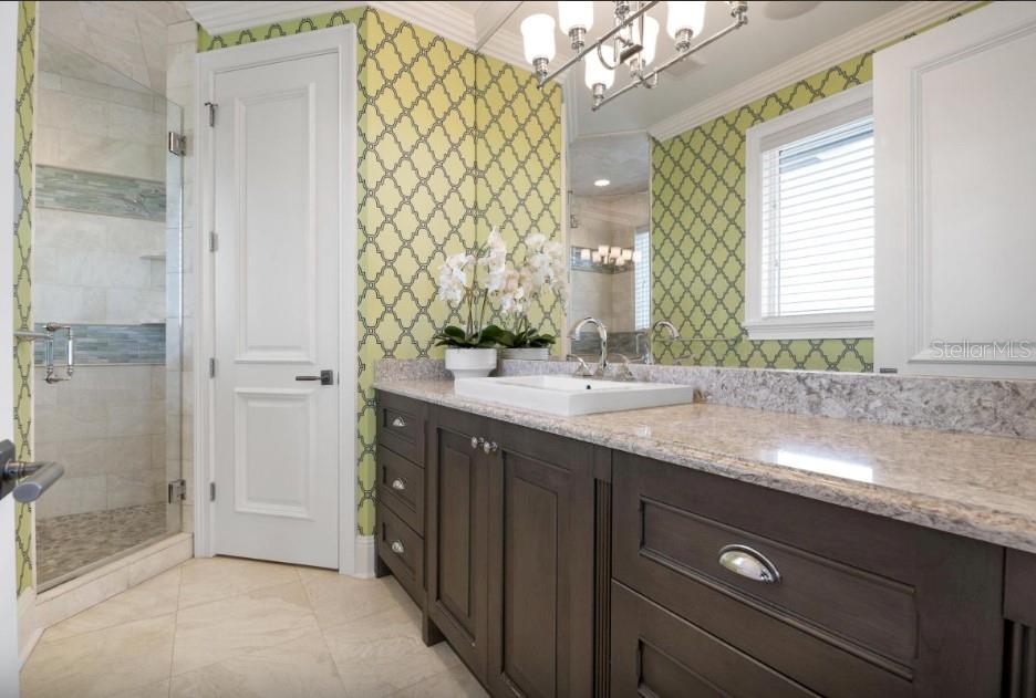 CORTEZ BEACH - Residential