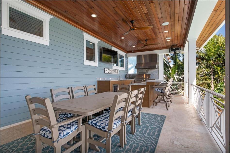 CORTEZ BEACH - Residential