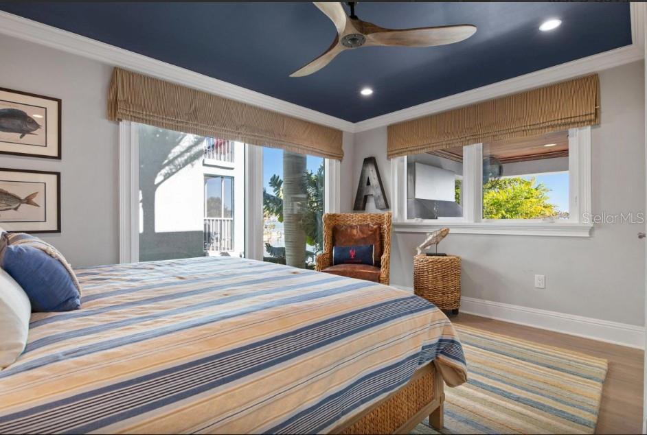 CORTEZ BEACH - Residential