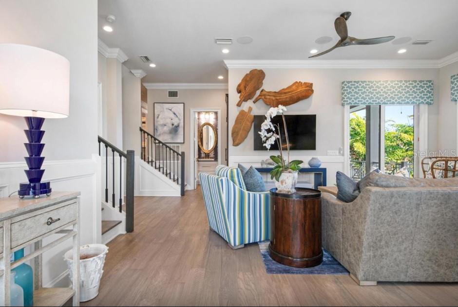 CORTEZ BEACH - Residential