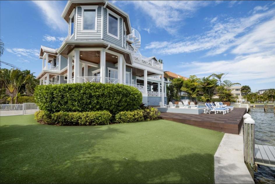 CORTEZ BEACH - Residential