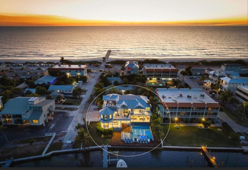 Photo of 110 10th Street S, Bradenton Beach, FL 34217 (MLS # A4683250)