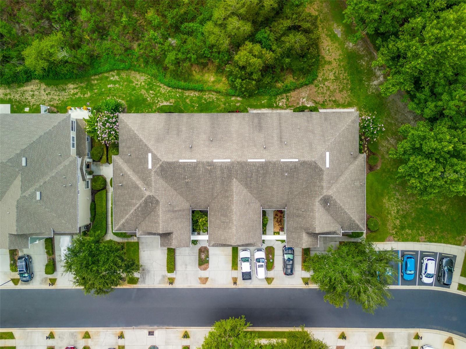 HUNTINGTON RIDGE TOWNHOMES - Residential Lease