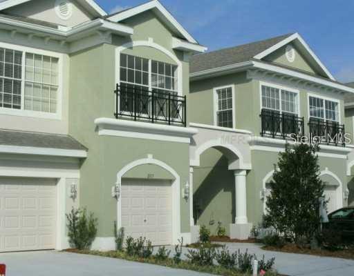 HUNTINGTON RIDGE TOWNHOMES - Residential Lease