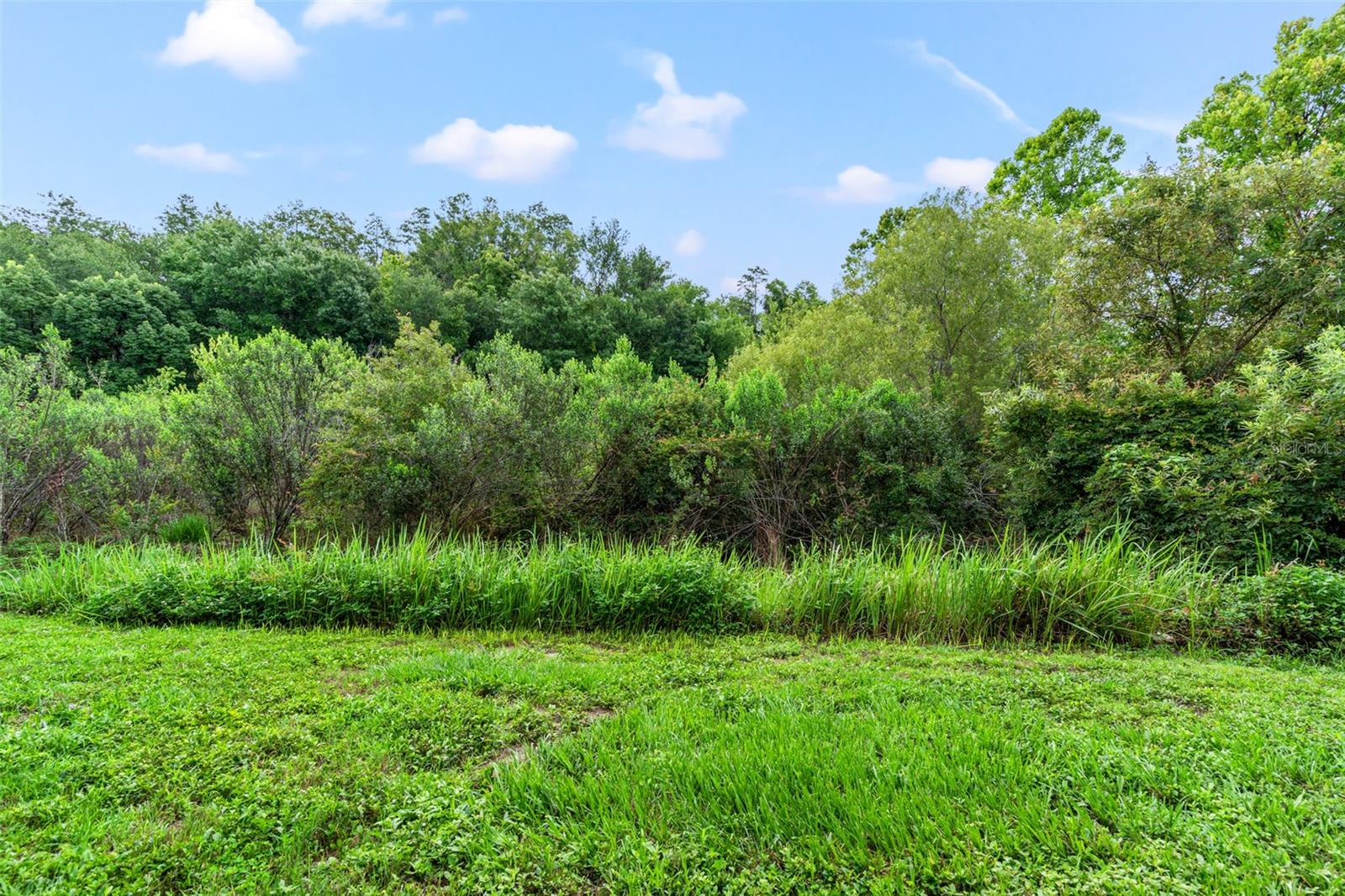 HUNTINGTON RIDGE TOWNHOMES - Residential Lease