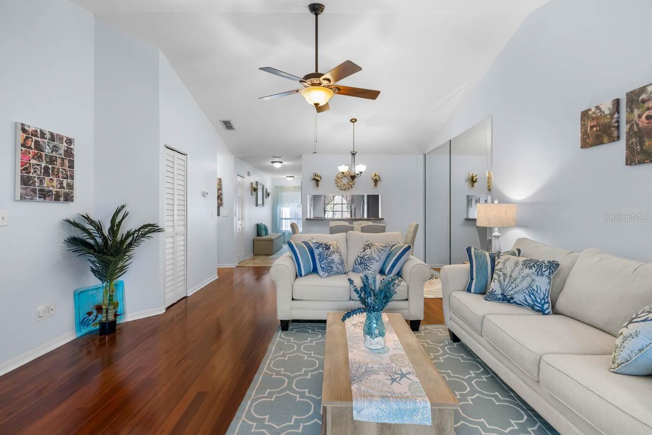 THE KNOLLS OF KINGS POINT II A - Residential