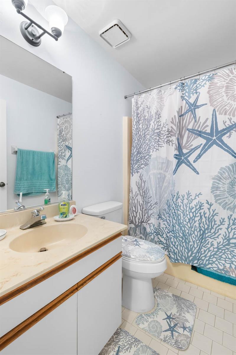 THE KNOLLS OF KINGS POINT II A - Residential