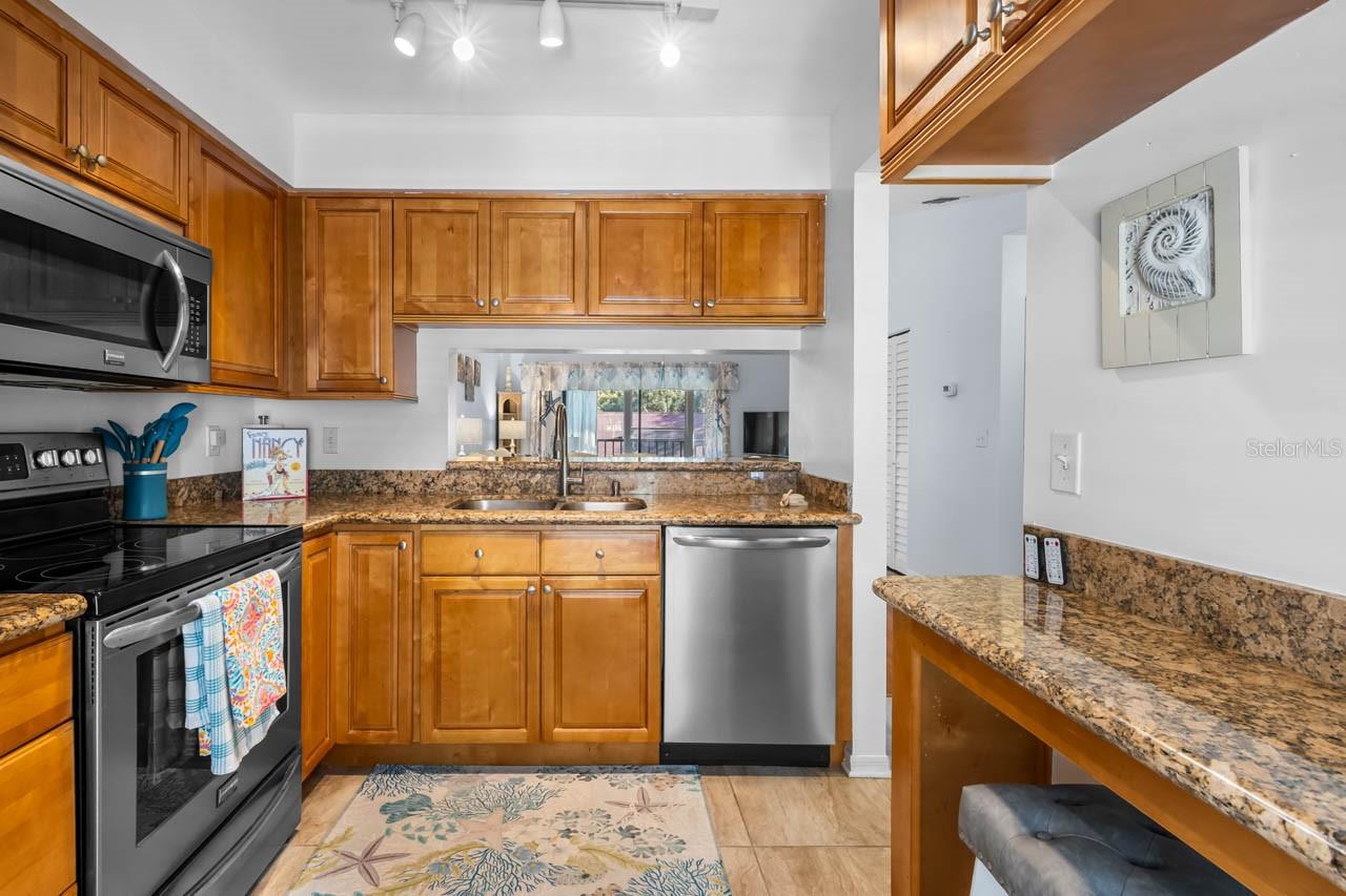 THE KNOLLS OF KINGS POINT II A - Residential