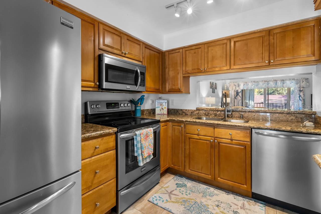 THE KNOLLS OF KINGS POINT II A - Residential