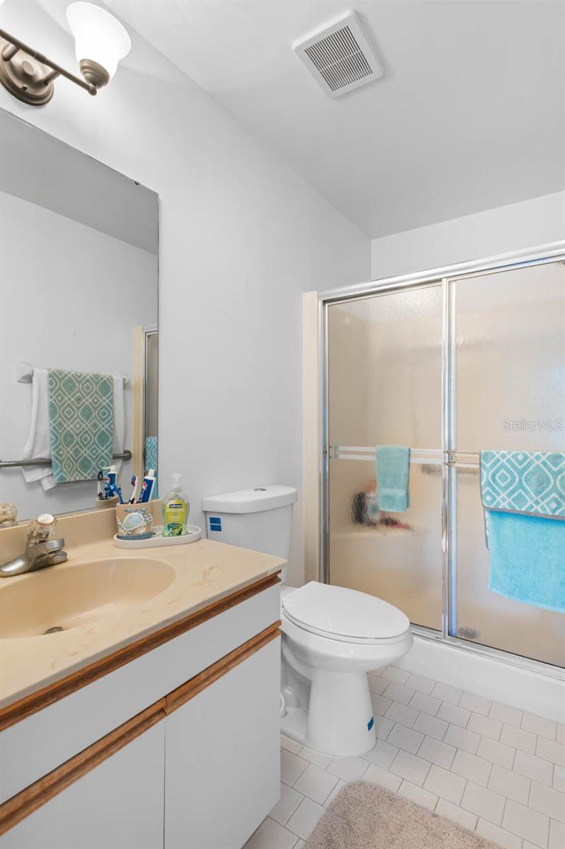 THE KNOLLS OF KINGS POINT II A - Residential