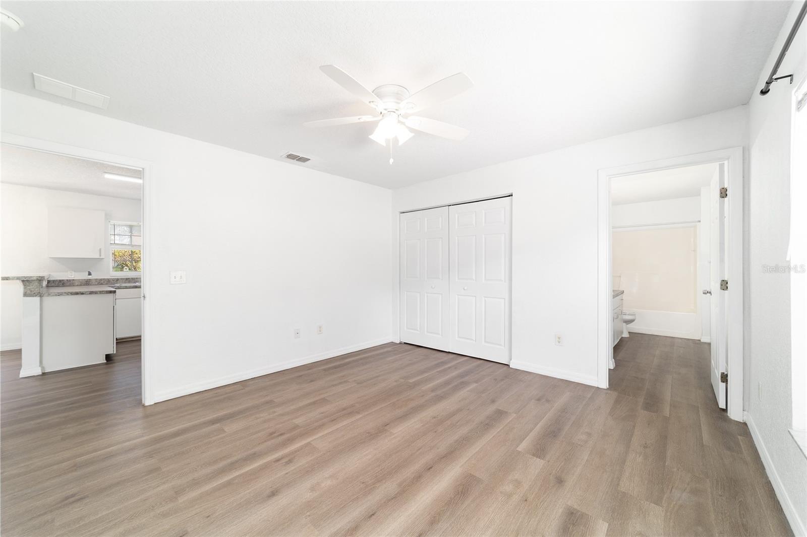 OCALA PARK ESTATE - Residential Lease