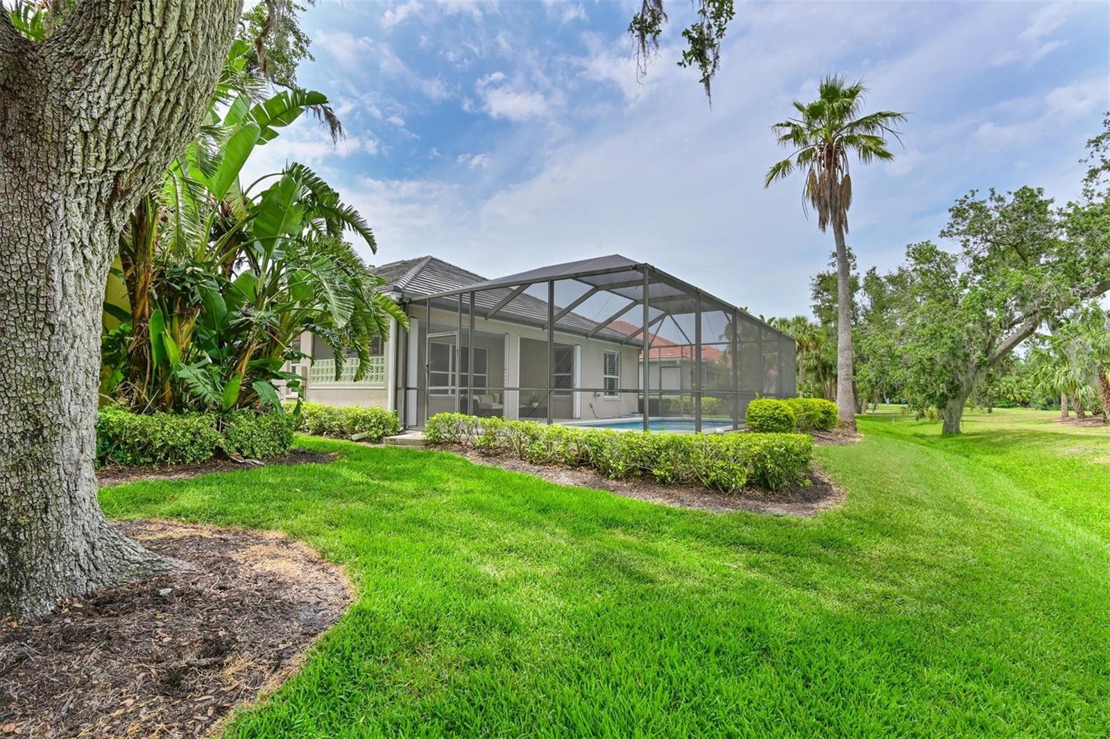 WATERLEFE GOLF & RIVER CLUB - Residential