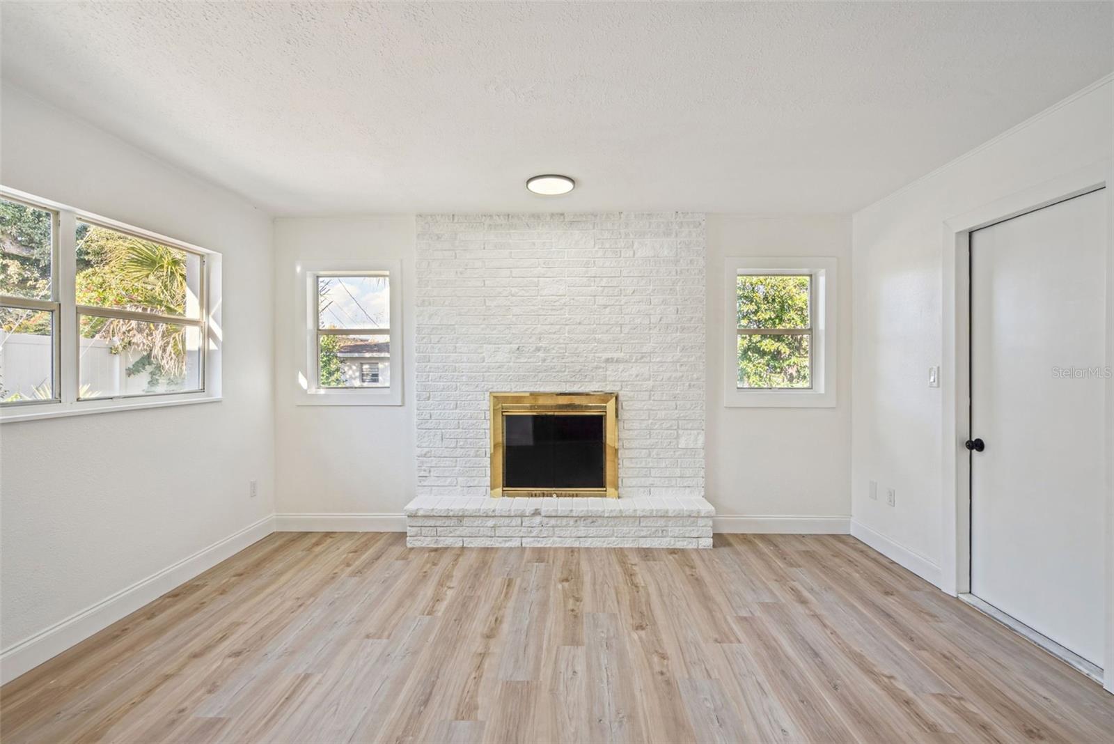 COUNTRY CLUB HEIGHTS ADD 02 - Residential