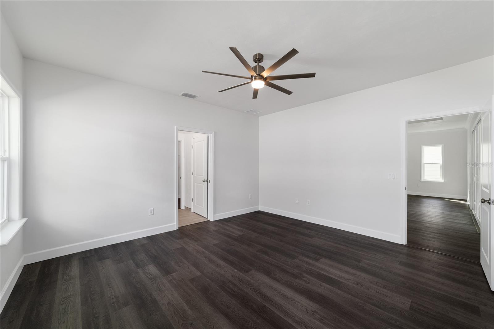 GRAND OAKS - Residential