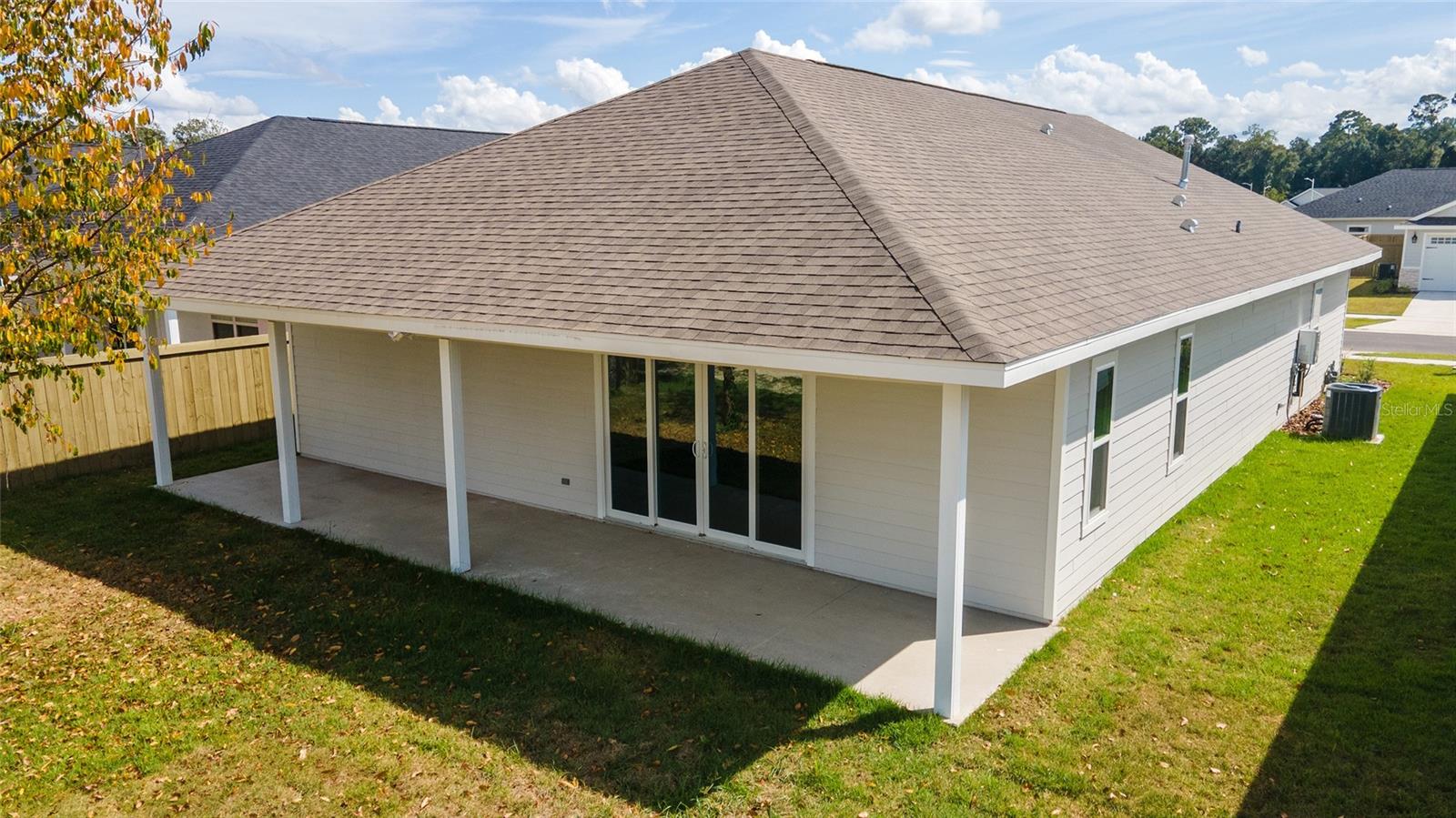 GRAND OAKS - Residential