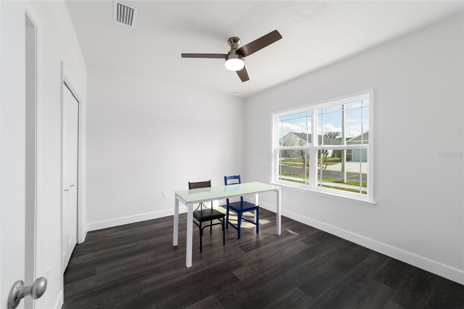 GRAND OAKS - Residential