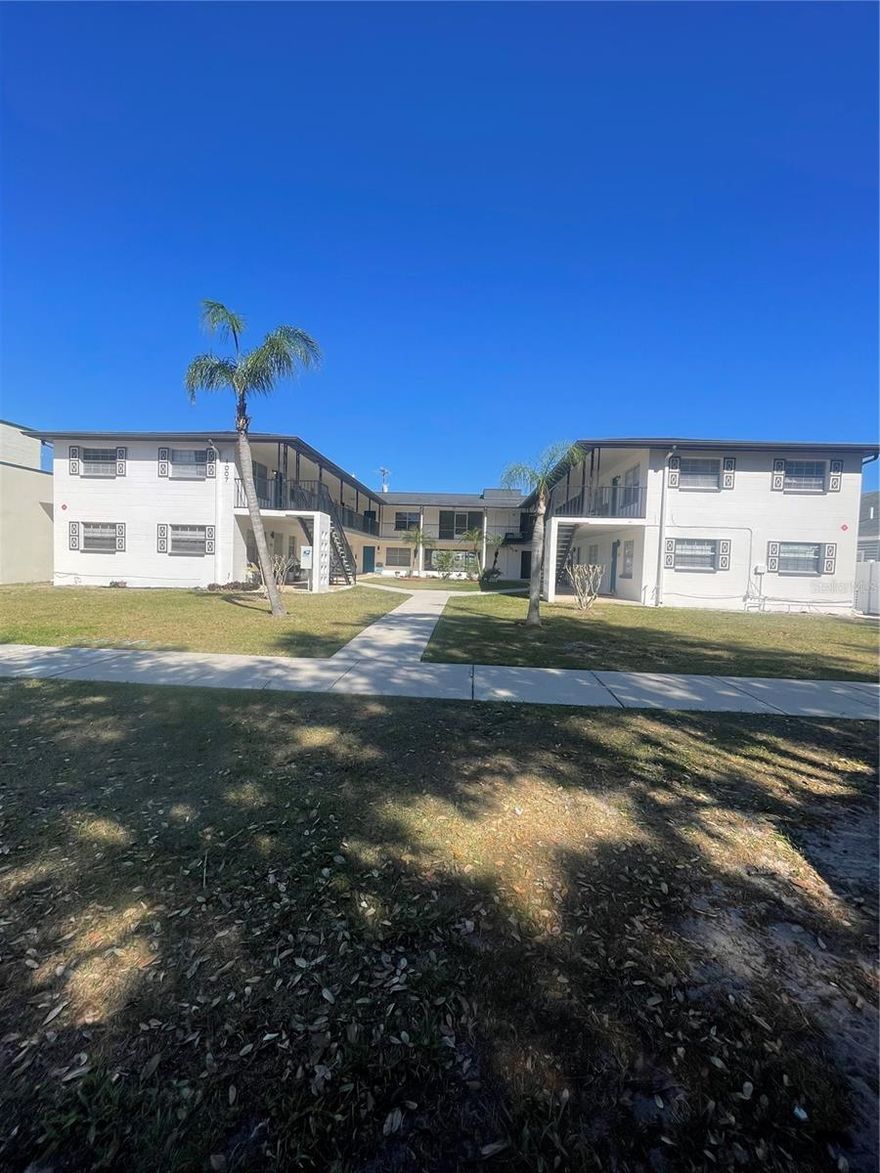 Introducing our second floor 2 bedroom/1 bathroom apartment located in the heart of St. Cloud, FL. This charming apartment is spacious, located in a small multi family community, where you can feel right at home. With a screened in porch you can relax and take it all in. Enjoy the close proximity to downtown St. Cloud, where you can explore local shops, restaurants, and entertainment options. Don't miss out on the opportunity to make this your new home sweet home. Contact us today to schedule a tour and experience the comfort and convenience of this property.