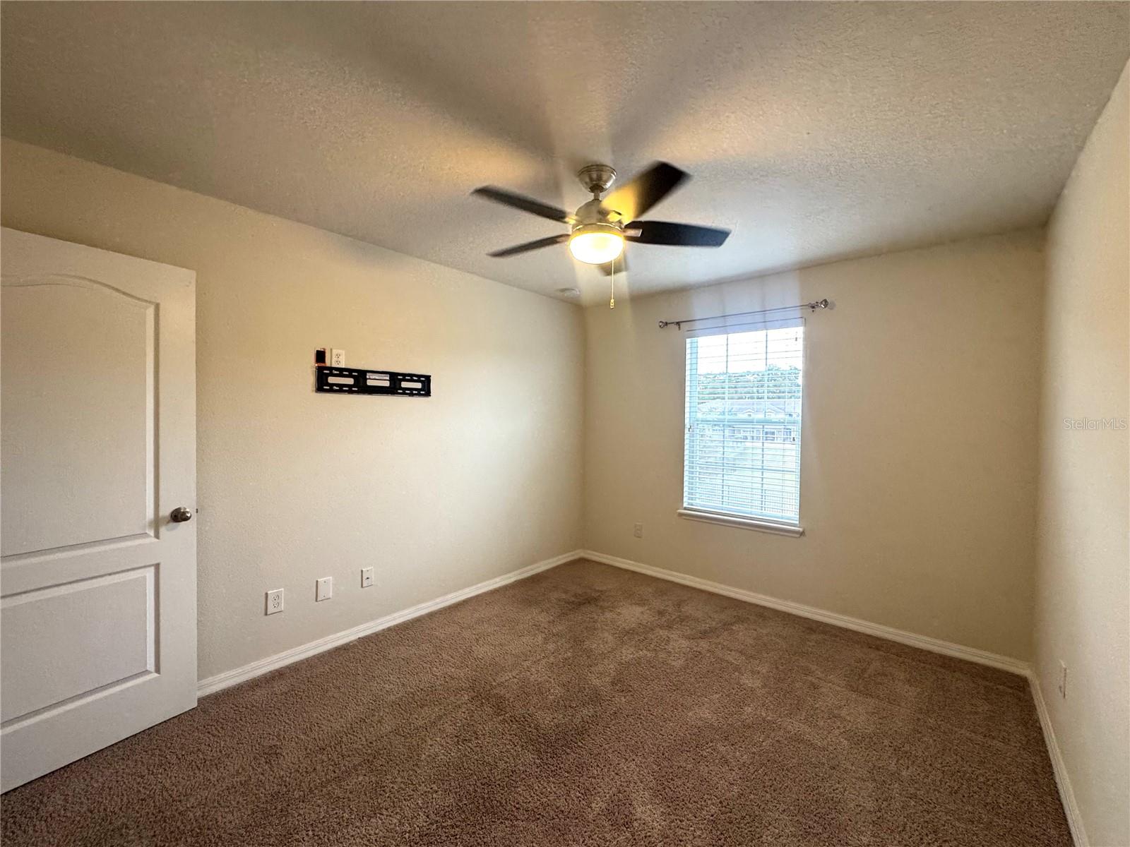 CENTRAL PARK TWNHMS - Residential Lease