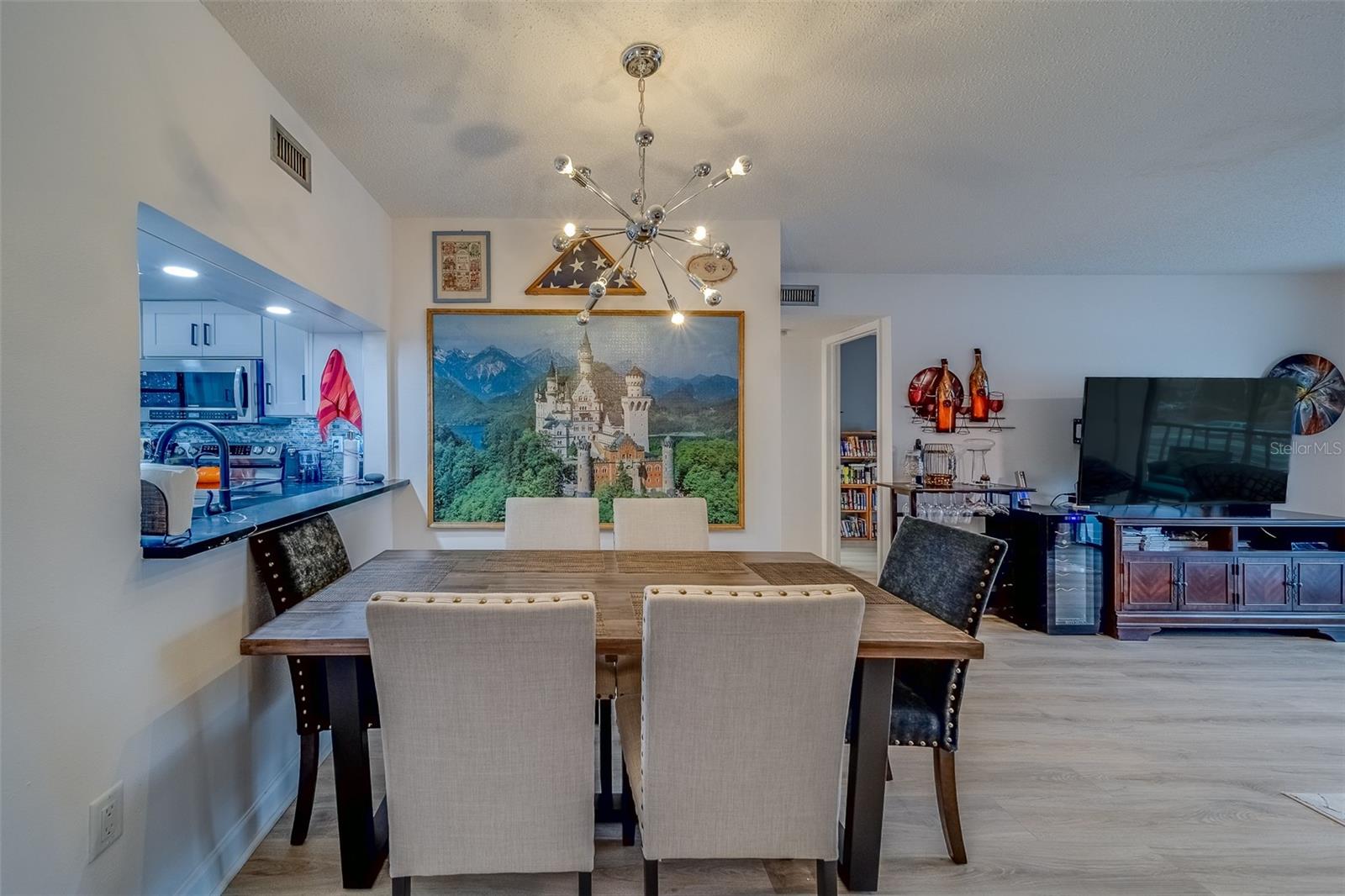 RUSTLEWOOD AT COUNTRYSIDE CONDO - Residential