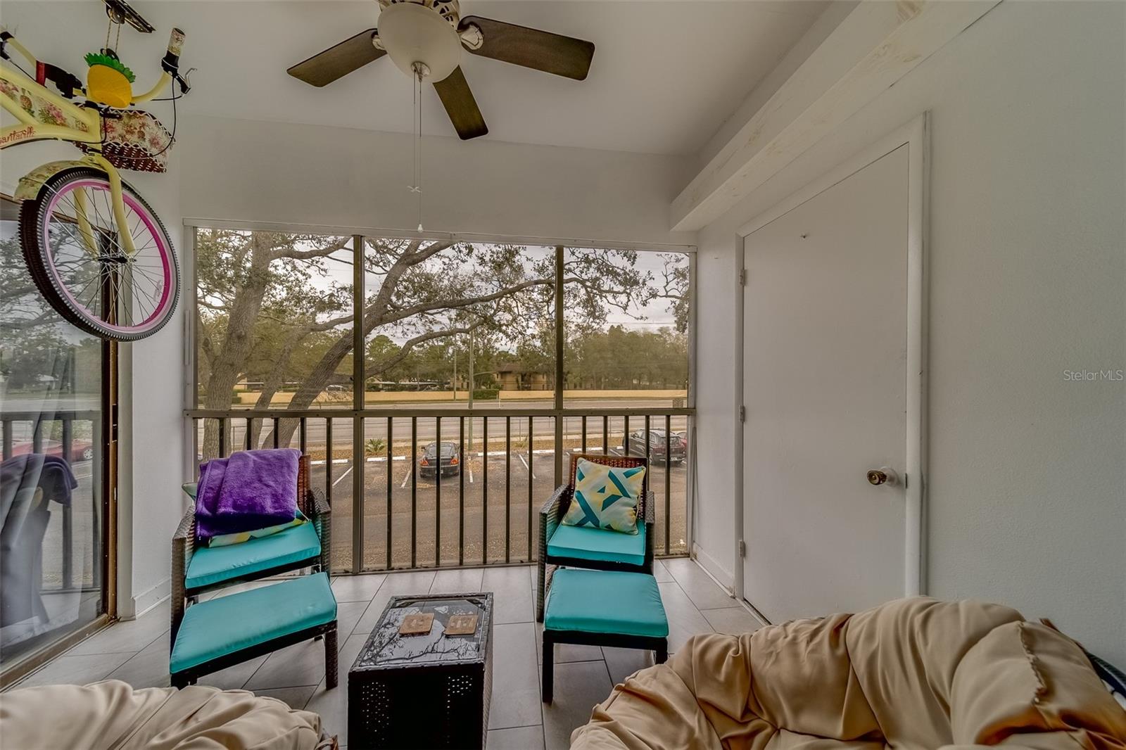 RUSTLEWOOD AT COUNTRYSIDE CONDO - Residential