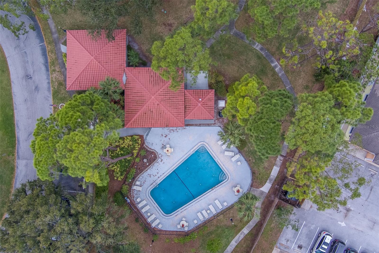 RUSTLEWOOD AT COUNTRYSIDE CONDO - Residential