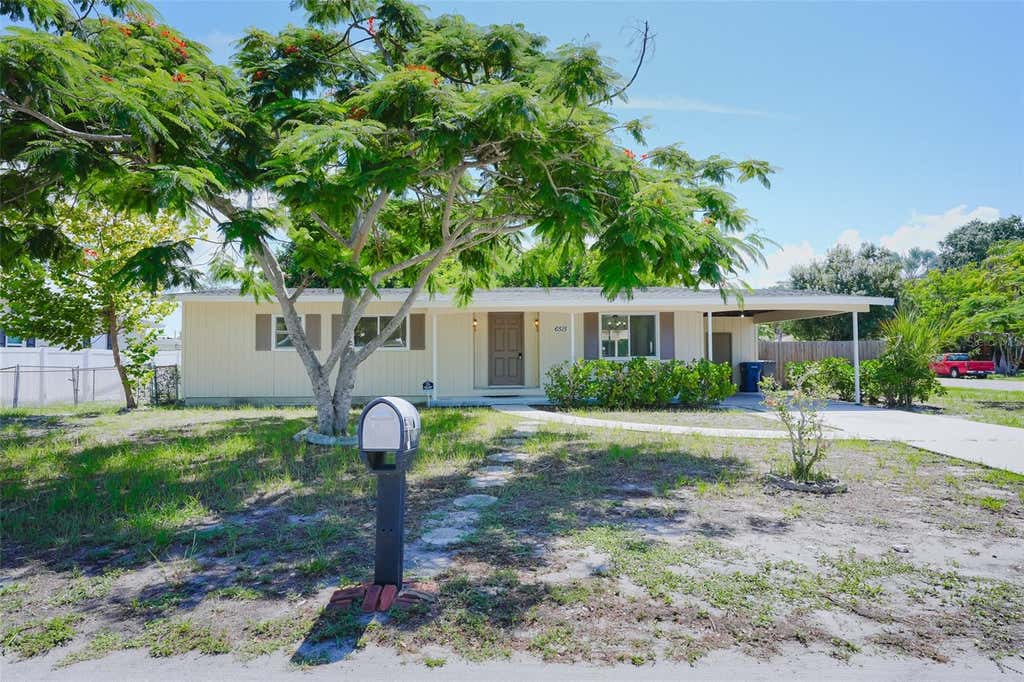 Photo of 6515 3rd Street Court W, Bradenton, FL 34207 (MLS # A4703263)