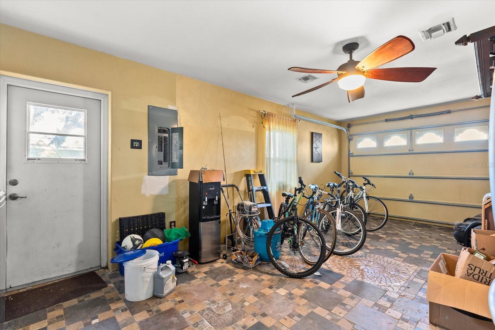 WARM MINERAL SPGS - Residential