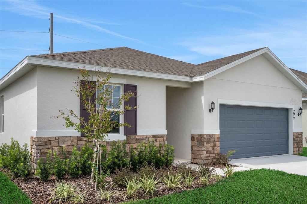 Photo of 5007 Abigail Drive, Winter Haven, FL 33881 (MLS # G5119301)