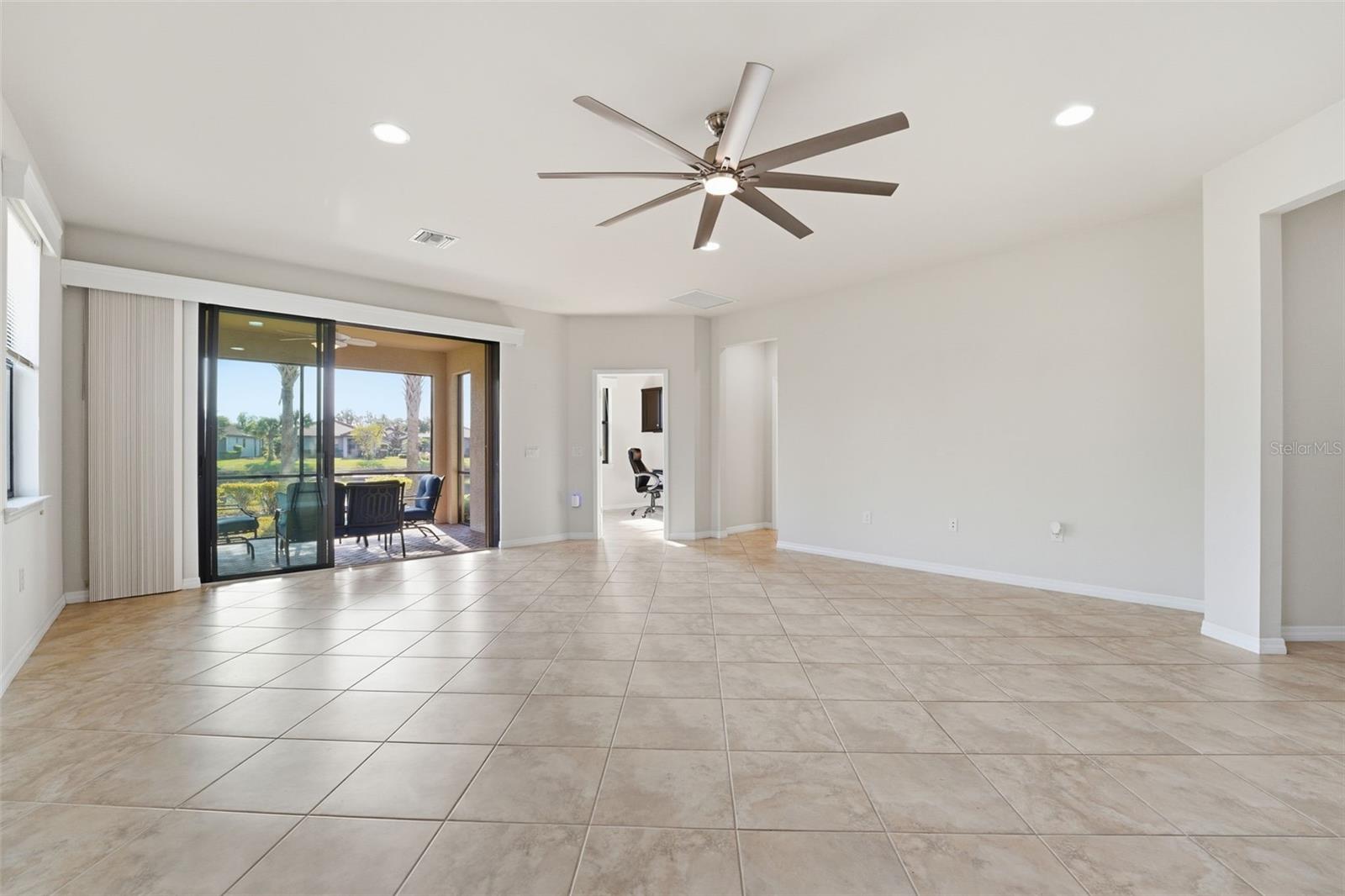 CYPRESS FALLS AT THE WOODLANDS - Residential