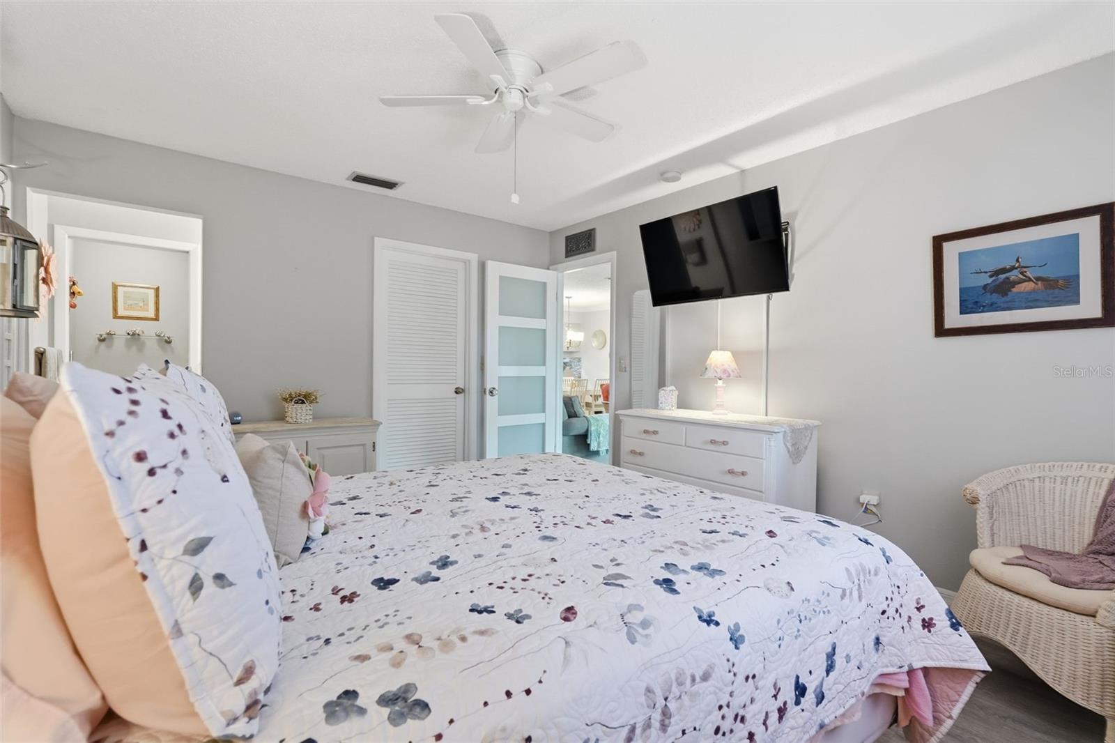 VILLAS OF BEACON GROVES - Residential