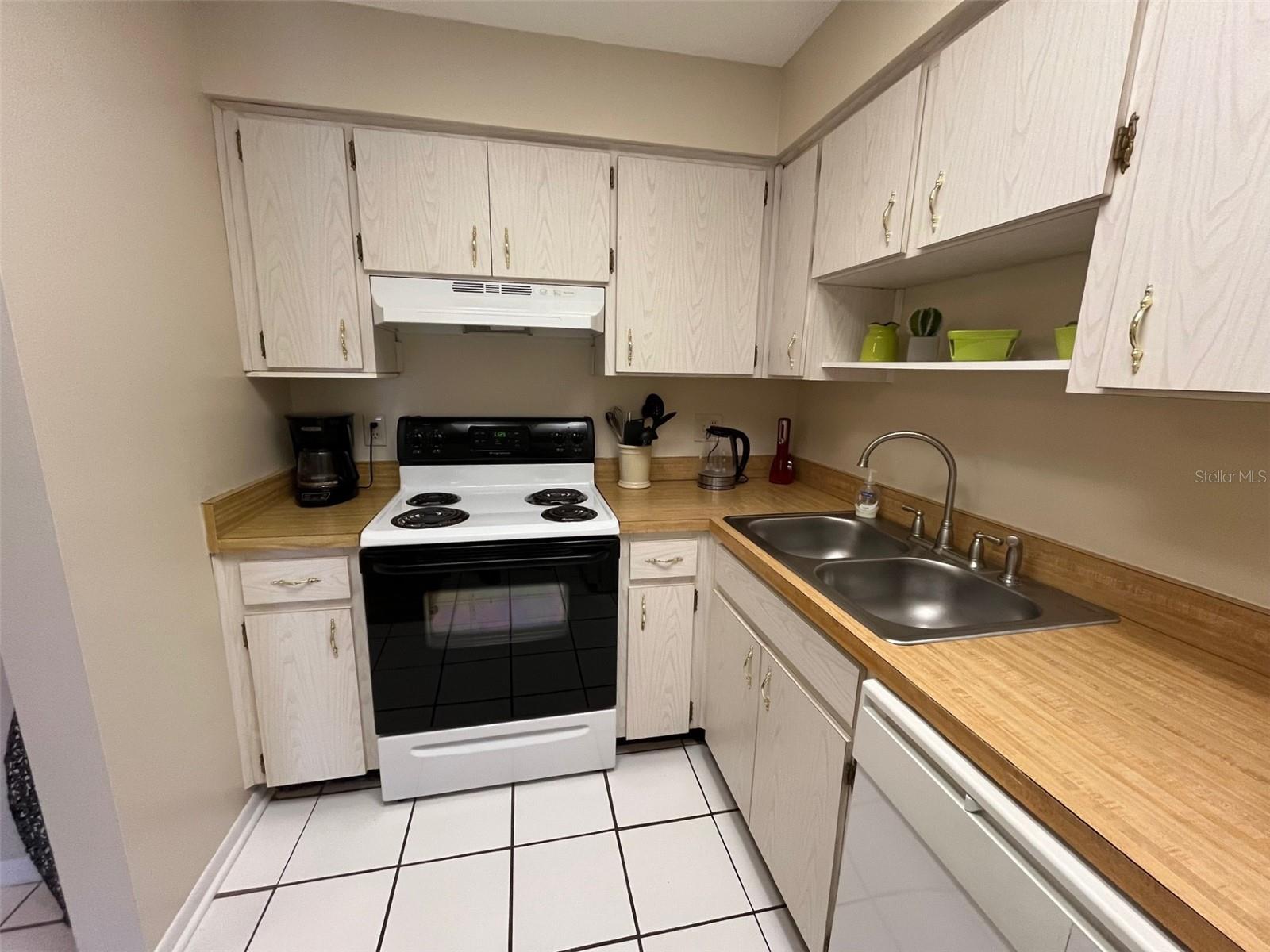 GREEN VALLEY ESTATES UNIT TWO - Residential