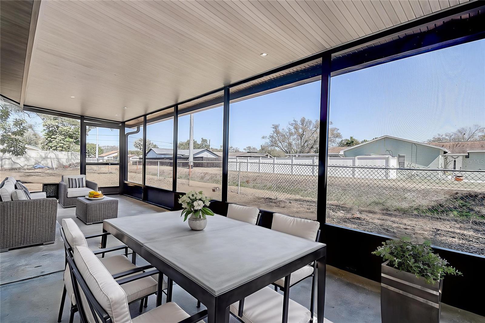 GRAND ARCADE - Residential