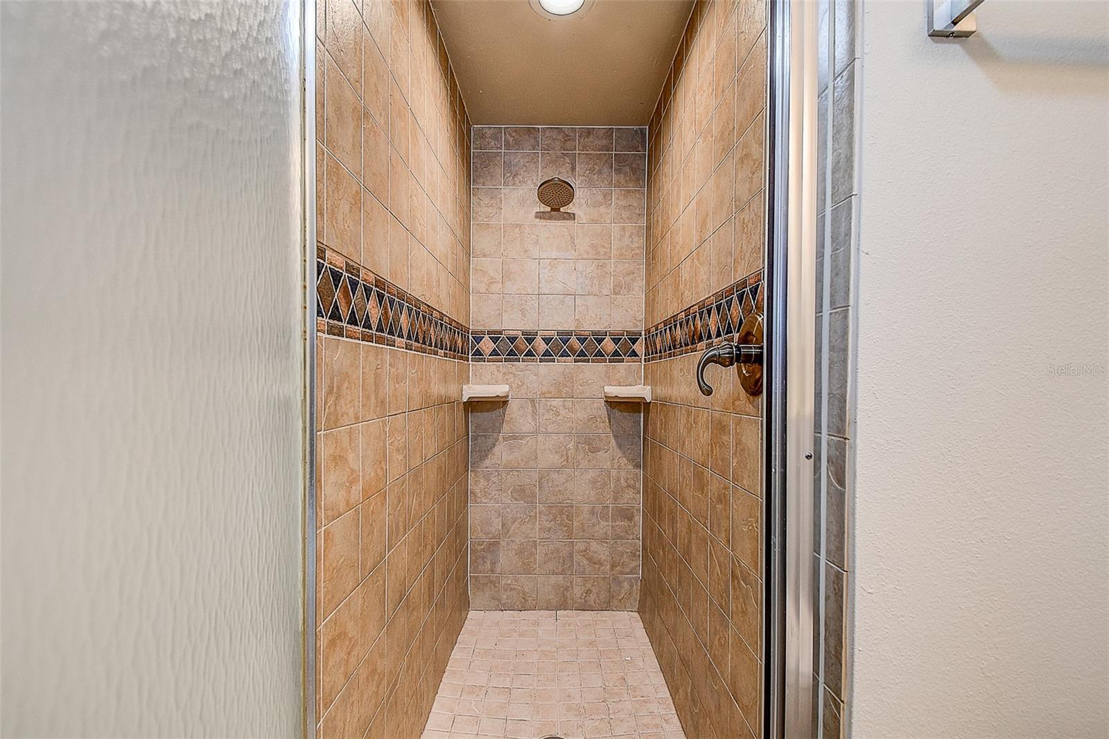 GRAND ARCADE - Residential