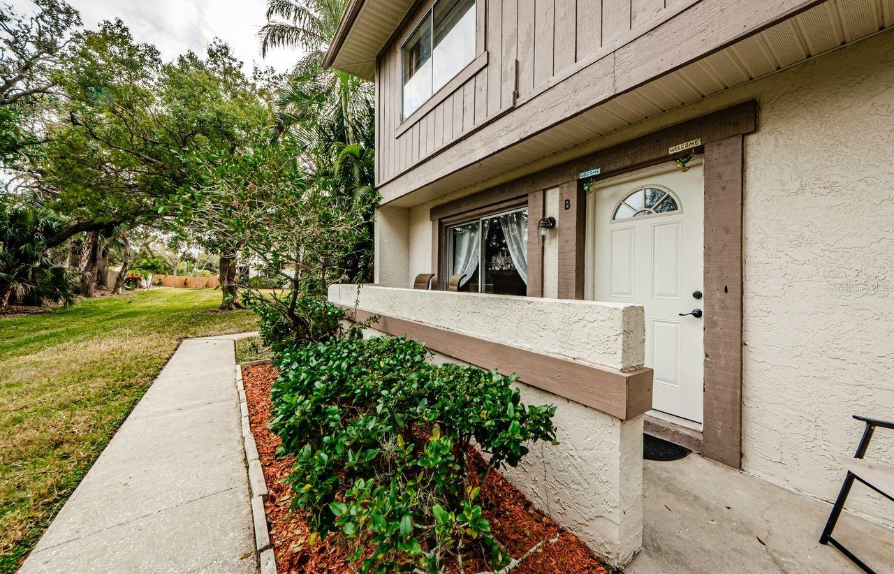 Welcome home to this highly desirable park like community of Eastwood Shores. This PRIVATE END UNIT TOWN HOME with a nice size patio and lots of grassy area for you and your pets to enjoy. Enter this light and bright unit that is completely renovated and ready to move in. This home has new engineered hardwood floors, new kitchen, stainless steele appliances, granite countertops. The sink, paint, and moldings have all been updated. There are updated fans, lights, waterproof flooring and tile. New hot water heater was installed 2023. The bathrooms have also been updated with vanities, sinks, and toilets. Both Bedrooms are spacious with lots of natural light, large closet space and the half bath is conveniently located on the main level. Pull into your garage and have direct access to the home. This is the nicest unit at the best value.
The neighborhood exudes a peaceful, park-like ambiance, with no age restrictions, making it an inviting community for everyone. Enjoy the pool, tennis court and a beautiful pier on Tampa Bay. Venture beyond your front door, and you'll find yourself just a mere 20 minutes from the award-winning Clearwater Beach. Explore a diverse selection of dining options, indulge in shopping sprees, and tee off at the Cove Cay golf course, conveniently located just around the corner. With the airport and a plethora of other amenities close at hand, this prime location is your gateway to the very best that Clearwater has. Schedule your showing today!
