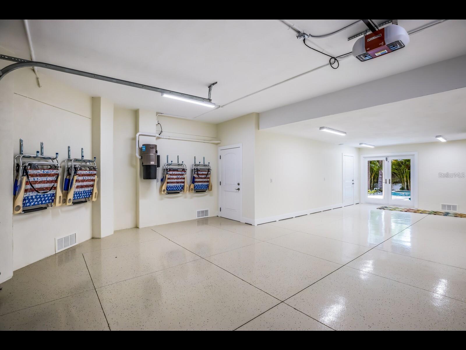 CASANAS SUB - Residential